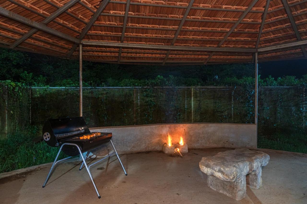 Saffronstays Odyssey, Karjat - 10 Acres Pet-Friendly Estate With Swimming Pool Chinchavli Exteriér fotografie
